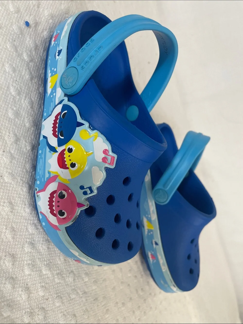 CROCS Kids BABY SHARK Clogs slides sandles water shoe 9